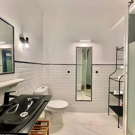 House -rooftop&jacuzzi -stayinseville * Séville